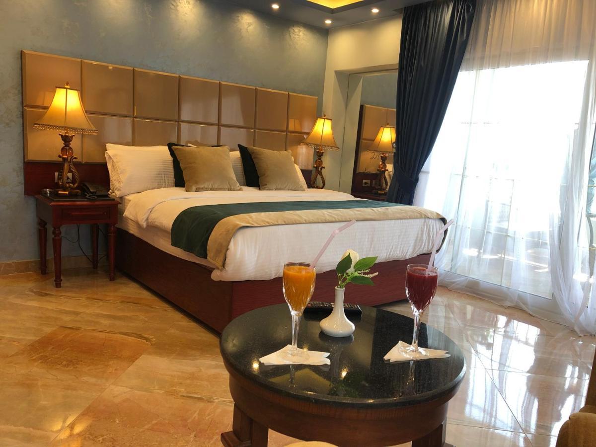 Pyramids Nile Tower Hotel Cairo Ngoại thất bức ảnh