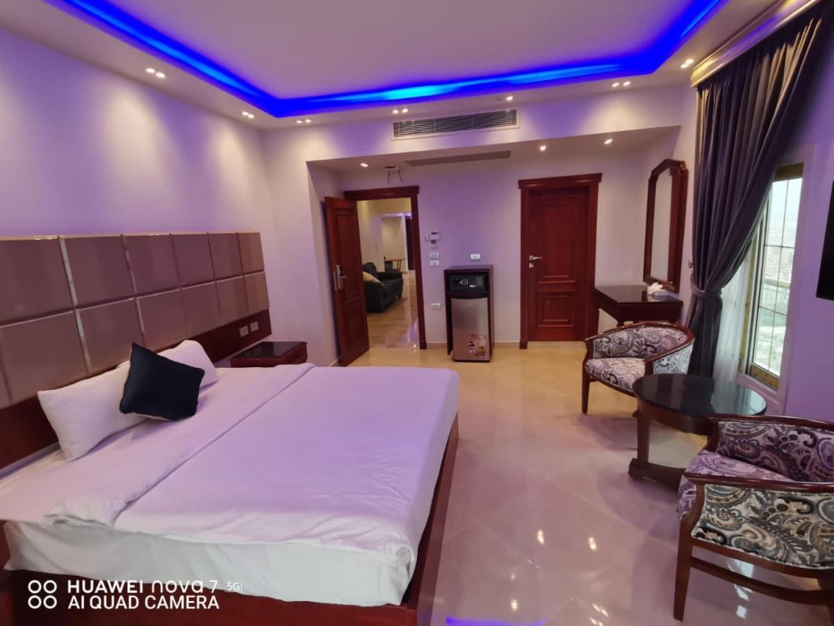 Pyramids Nile Tower Hotel Cairo Ngoại thất bức ảnh